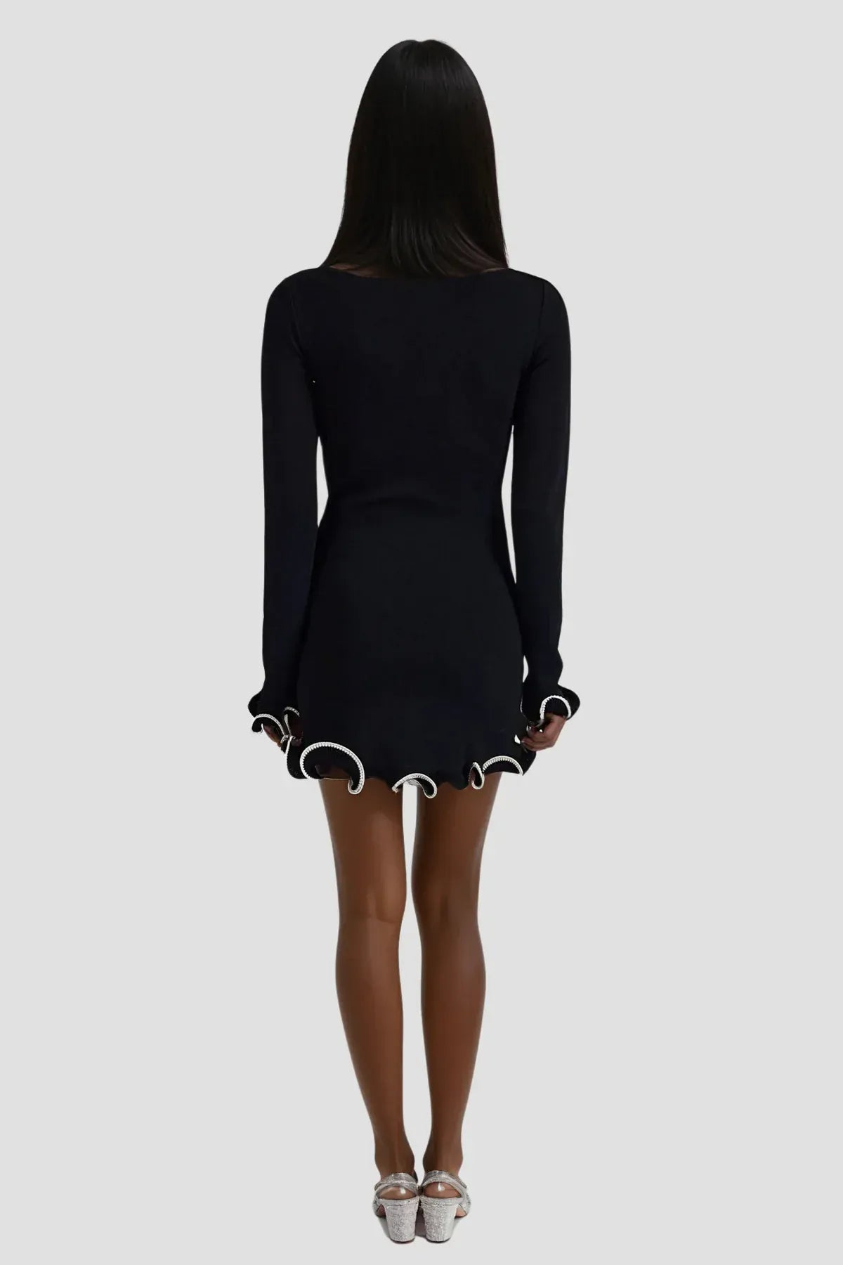 Cloud Wear GIA Mini Sukienka z Falbanowym Wykończeniem